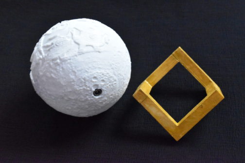 11cm Moon lamp